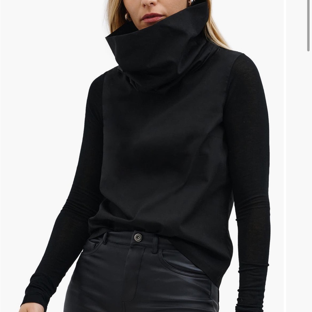 Marcella NYC NwT Black Long Sleeve Women's Top